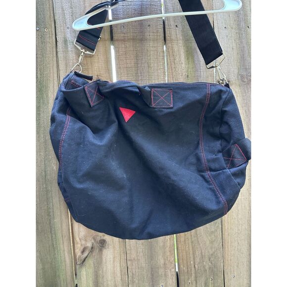 Vintage y2k GUESS Triangle Logo DUFFLE Weekender BAG - Picture 1 of 5